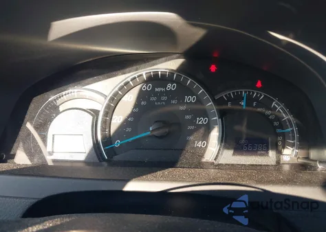 2012 Toyota Camry Xle V6 z USA, uszkodzony, nr VIN 4T1BK1FK5CU010677